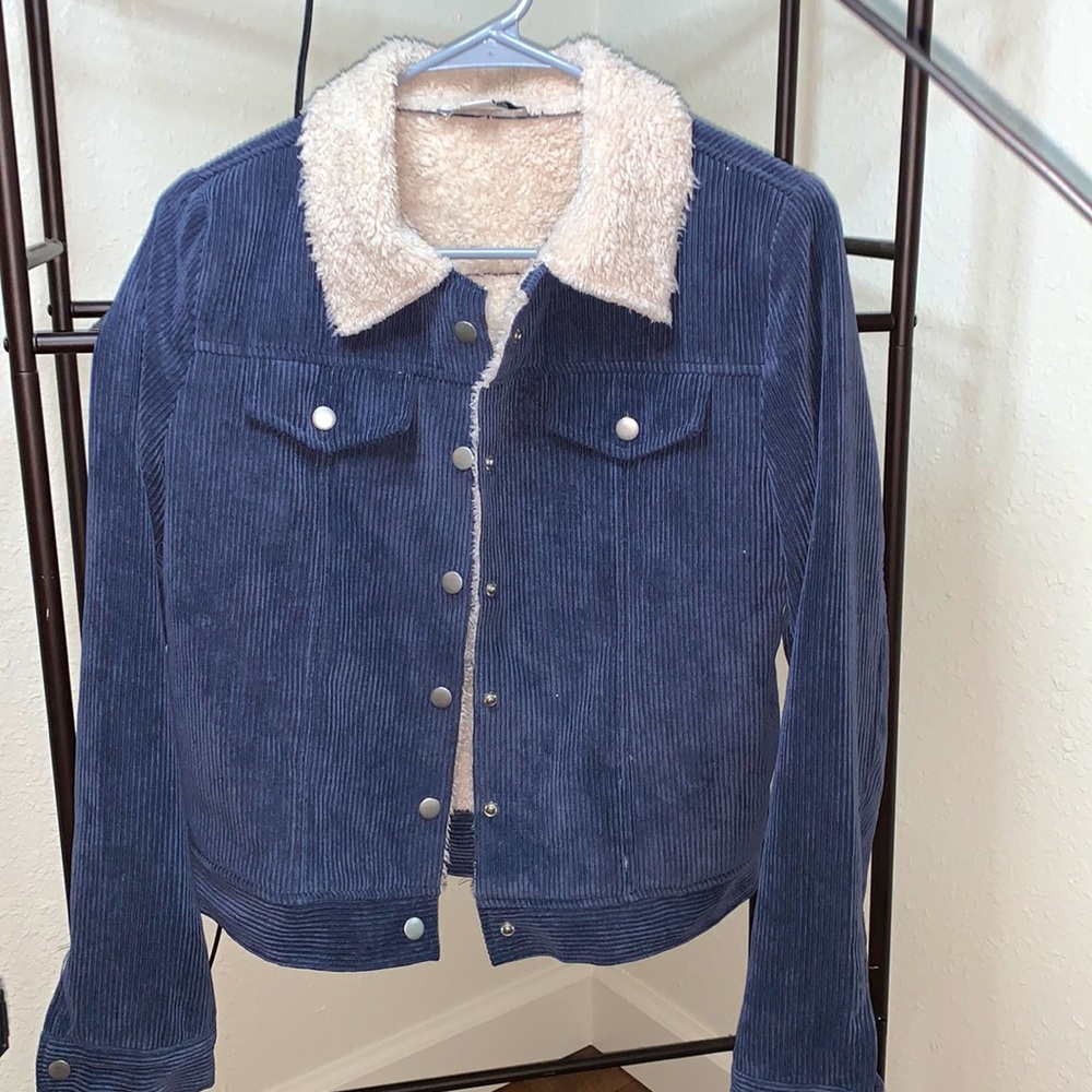Beautiful Corduroy Jacket 🦋